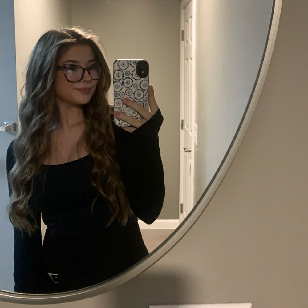 Meet your Posher, Raegan